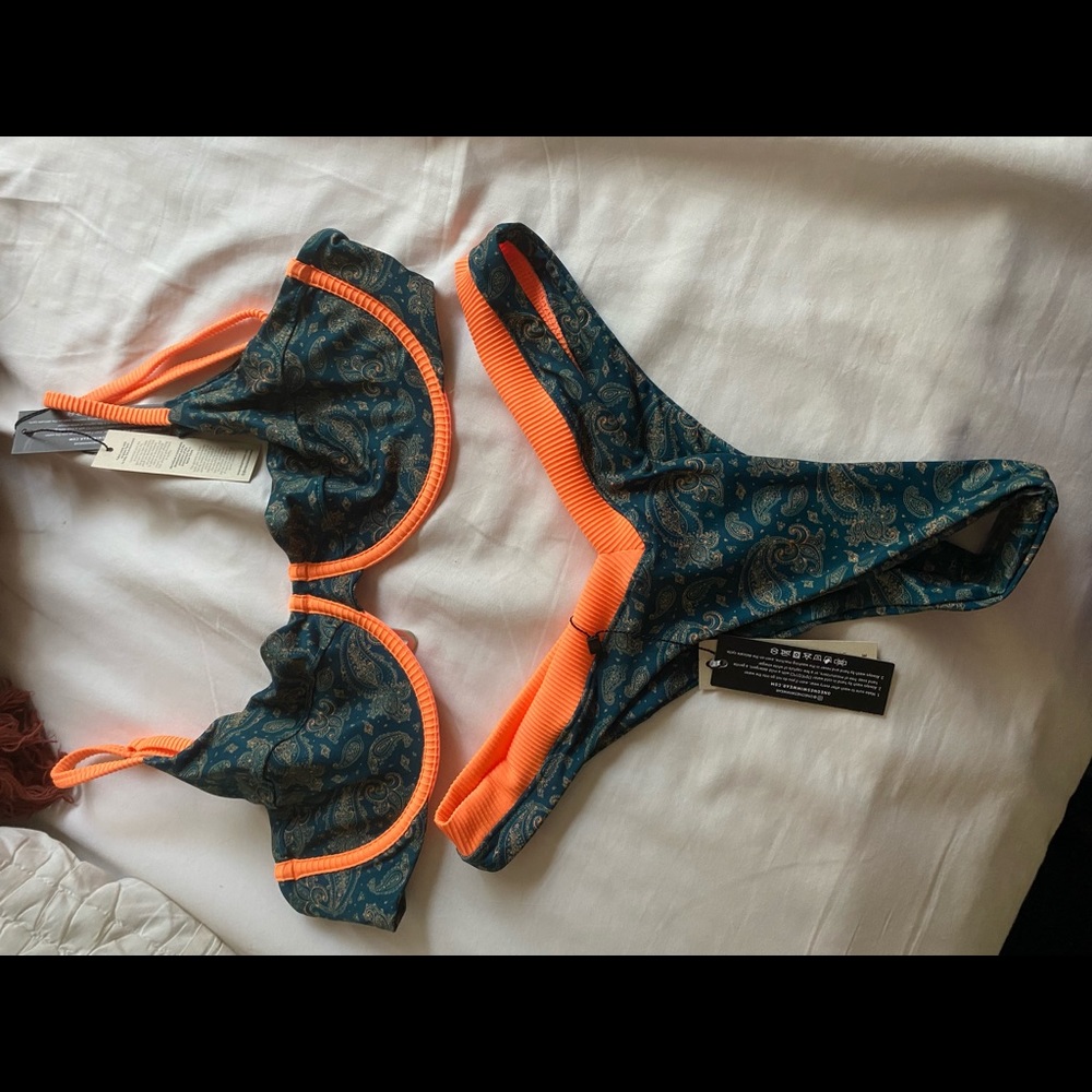 NWT ONEONE swimwear cheeky bikini